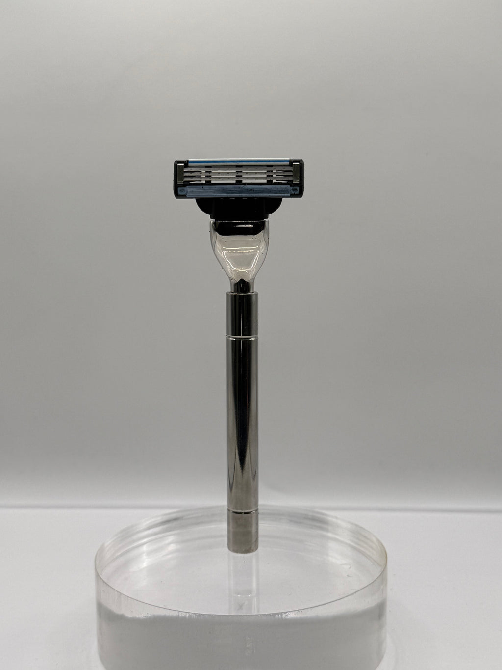 Erbe - Rasierer Gilette Mach3 Edelstahl glänzend