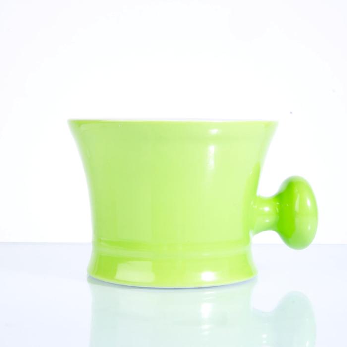 Ilona shaving mug Green with handle